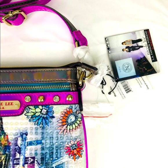 Nicole Lee Cross-body Print New York Handbag - Picture 4 of 12